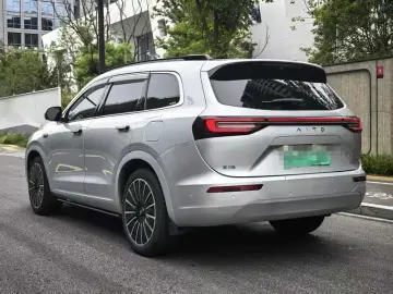 2024 Aito M7 с пробегом 42 000 км