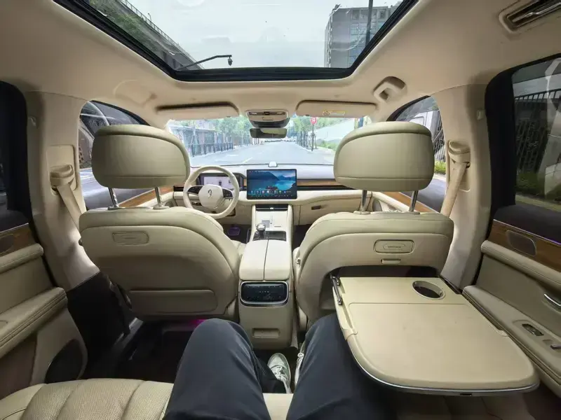 2024 Aito M7 с пробегом 42 000 км