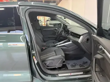2023 Audi A3 с пробегом 10 900 км