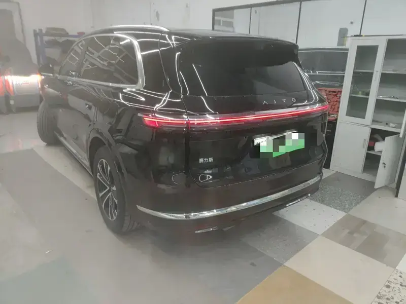2026 Aito M7 с пробегом 7 900 км