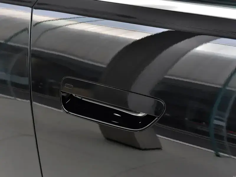 2026 Aito M7 с пробегом 7 900 км