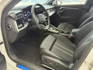 2023 Audi A3 с пробегом 17 000 км