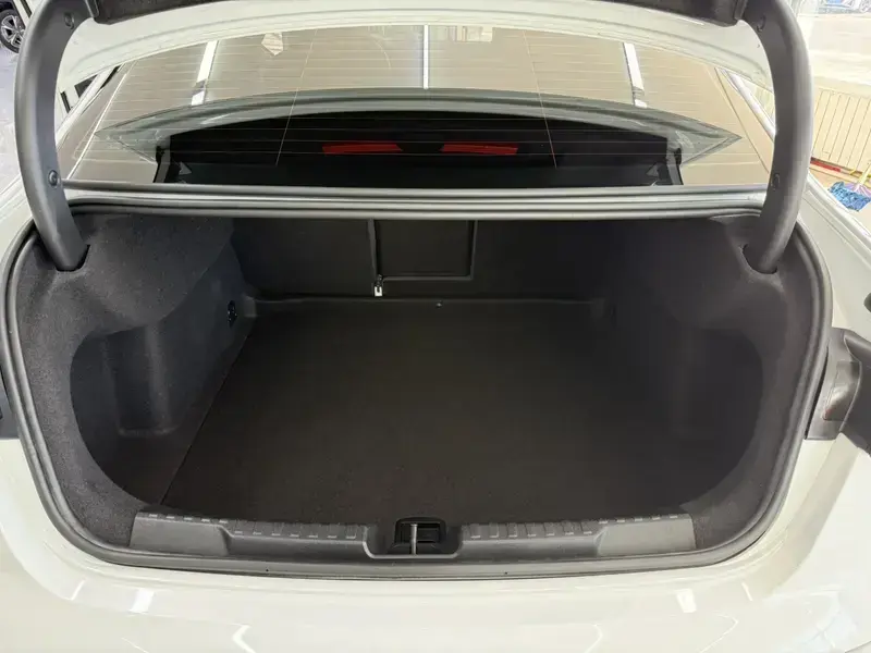 2023 Audi A3 с пробегом 17 000 км