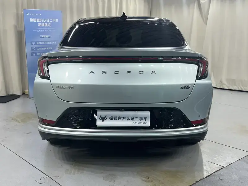 2022 Arcfox Alpha S с пробегом 49 000 км