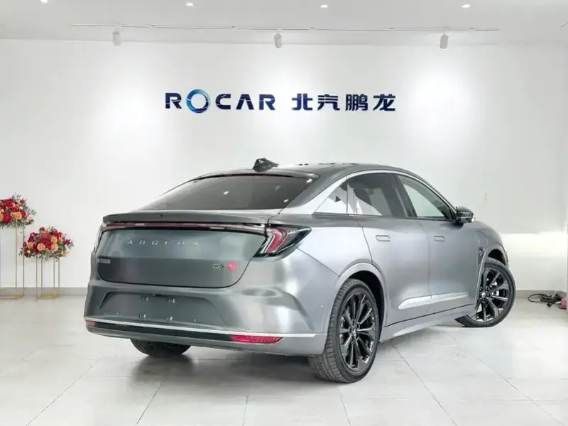 2022 Arcfox Alpha S с пробегом 34 000 км