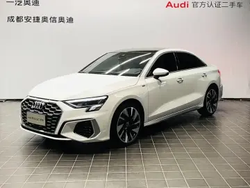 2024 Audi A3 с пробегом 27 700 км