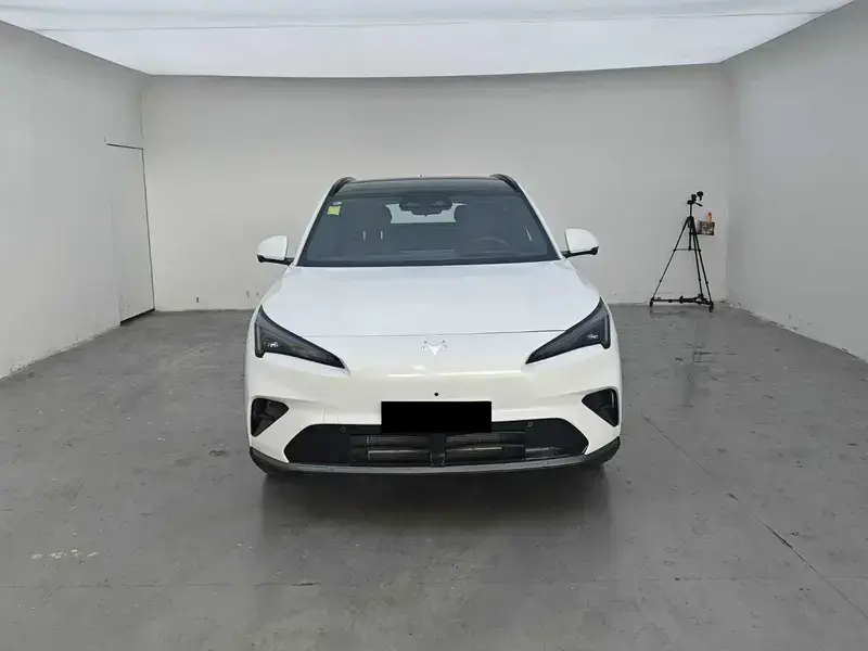 2026 Arcfox Alpha T5 с пробегом 8 000 км