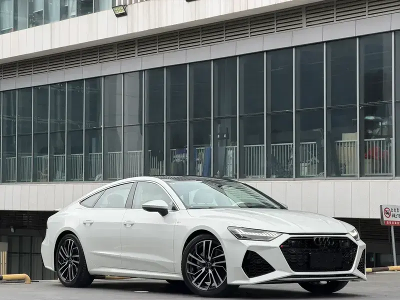 2024 Audi A7 с пробегом 2 000 км