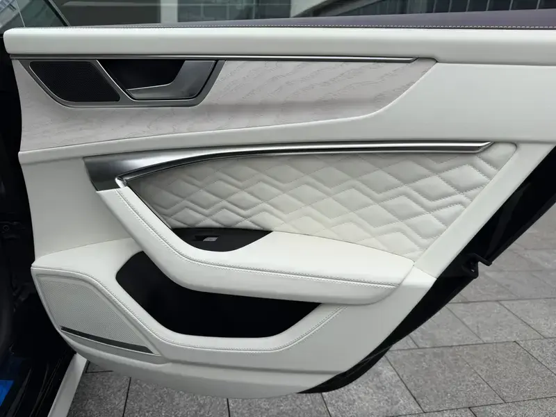 2024 Audi A7 с пробегом 2 000 км