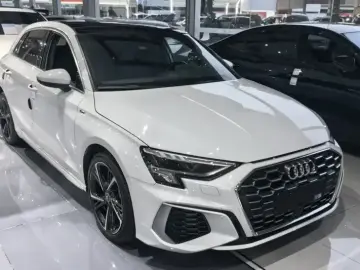 2024 Audi A3 с пробегом 22 000 км
