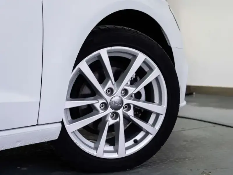 2020 Audi A3 с пробегом 48 000 км