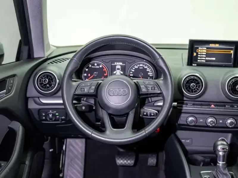 2020 Audi A3 с пробегом 48 000 км