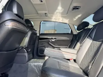 2021 Audi A8 с пробегом 80 000 км