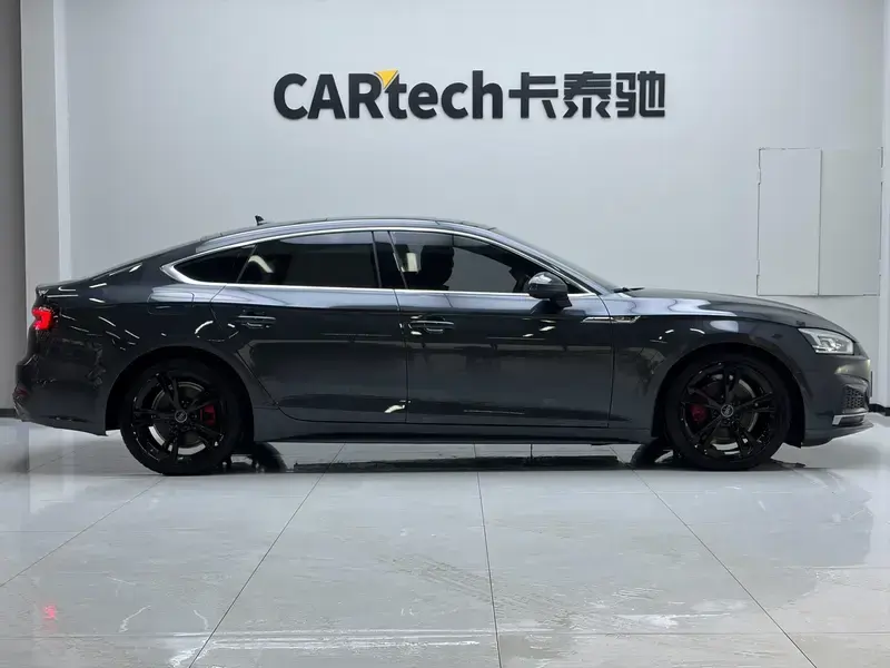 2019 Audi A5 с пробегом 77 000 км