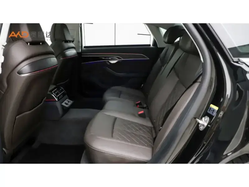 2021 Audi A8 с пробегом 57 700 км