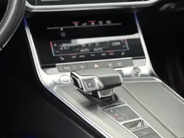 2020 Audi A7 с пробегом 86 000 км