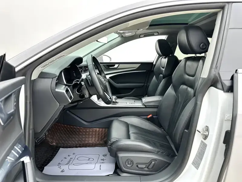 2020 Audi A7 с пробегом 86 000 км