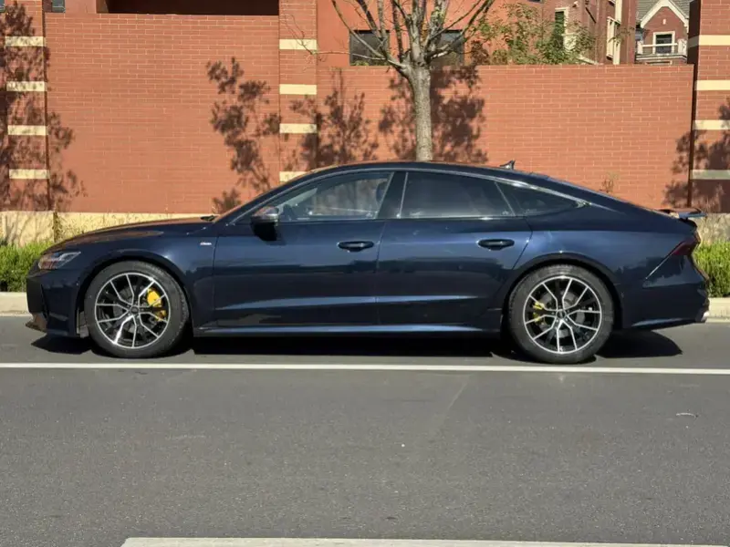 2020 Audi A7 с пробегом 118 000 км