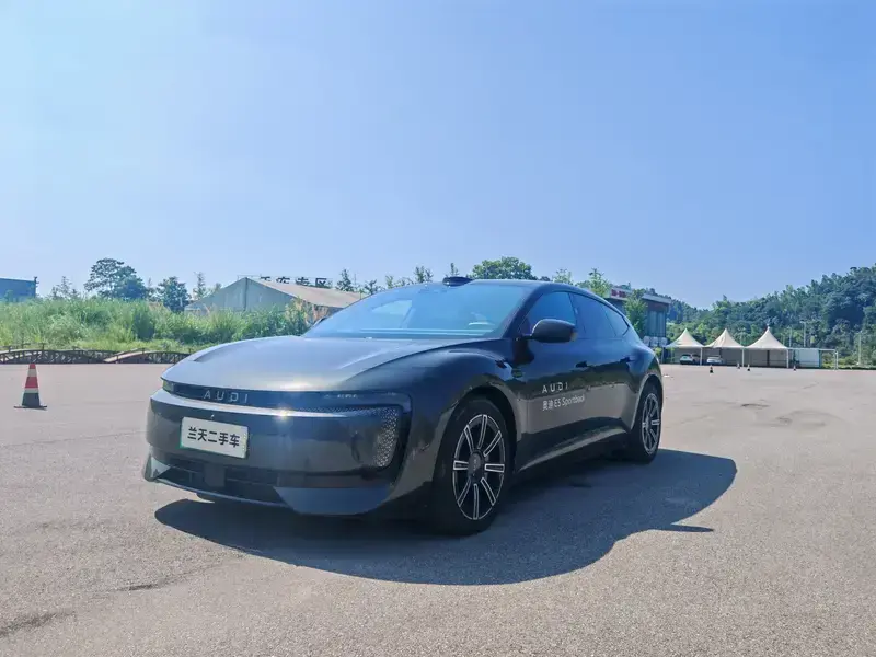 2026 Audi E5 с пробегом 14 000 км