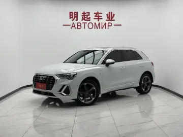 2023 Audi Q3 с пробегом 14 000 км