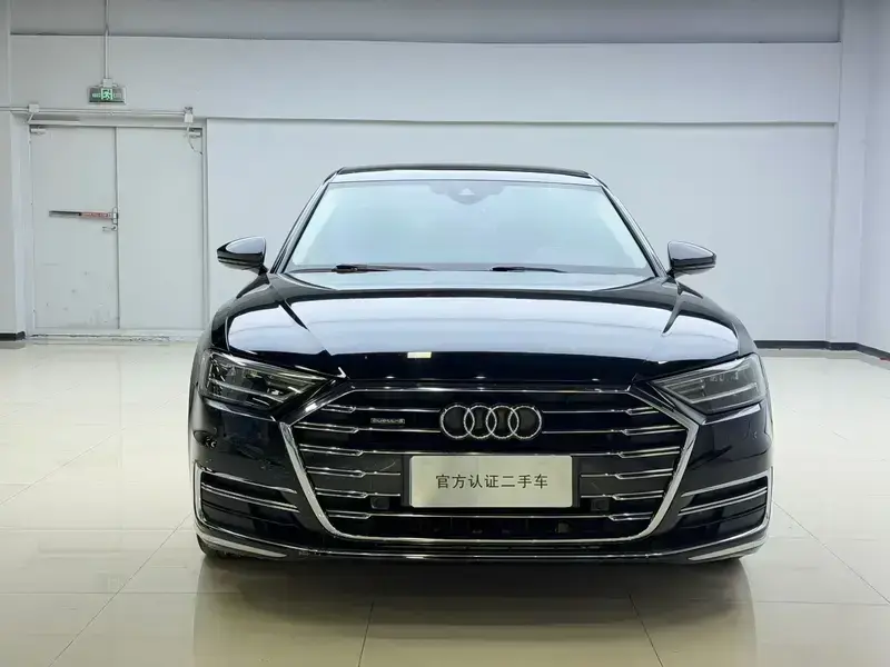 2019 Audi A8 с пробегом 100 000 км