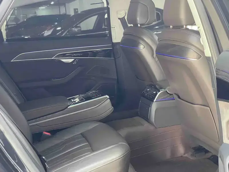 2019 Audi A8 с пробегом 88 000 км