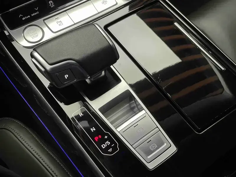 2019 Audi A8 с пробегом 88 000 км