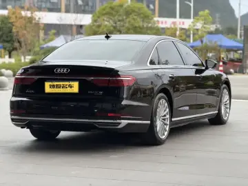 2019 Audi A8 с пробегом 82 000 км