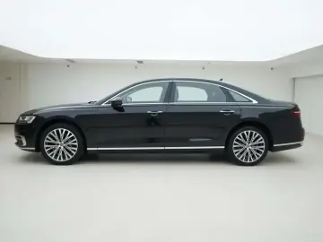 2019 Audi A8 с пробегом 103 000 км