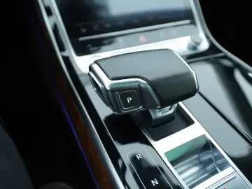 2019 Audi A8 с пробегом 103 000 км