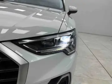 2022 Audi Q3 с пробегом 34 800 км