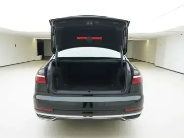 2019 Audi A8 с пробегом 103 000 км