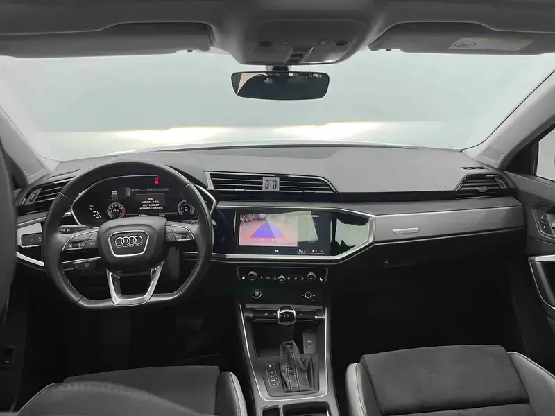 2022 Audi Q3 с пробегом 34 800 км