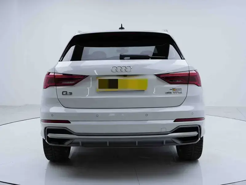 2022 Audi Q3 с пробегом 51 000 км