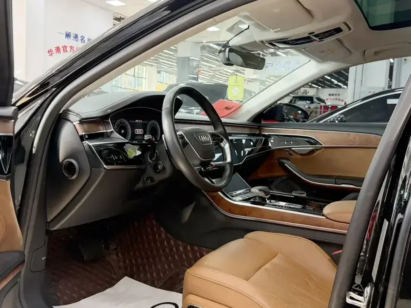 2019 Audi A8 с пробегом 80 100 км