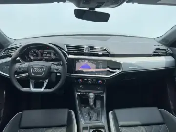 2026 Audi Q3 с пробегом 1 100 км