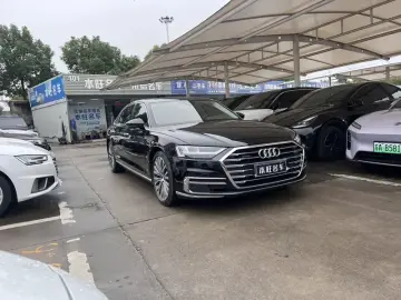 2019 Audi A8 с пробегом 25 000 км