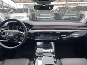 2019 Audi A8 с пробегом 25 000 км