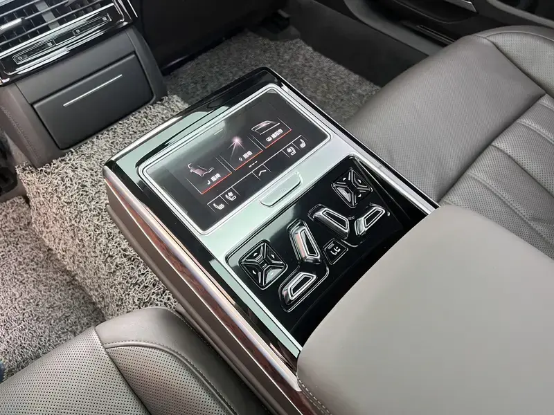 2019 Audi A8 с пробегом 25 000 км