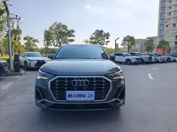 2023 Audi Q3 с пробегом 72 200 км
