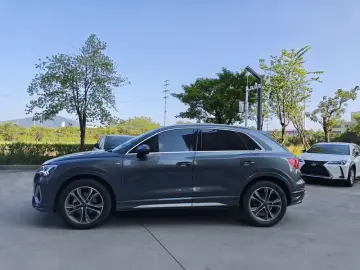 2023 Audi Q3 с пробегом 72 200 км