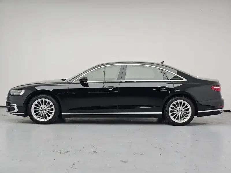 2019 Audi A8 с пробегом 62 700 км