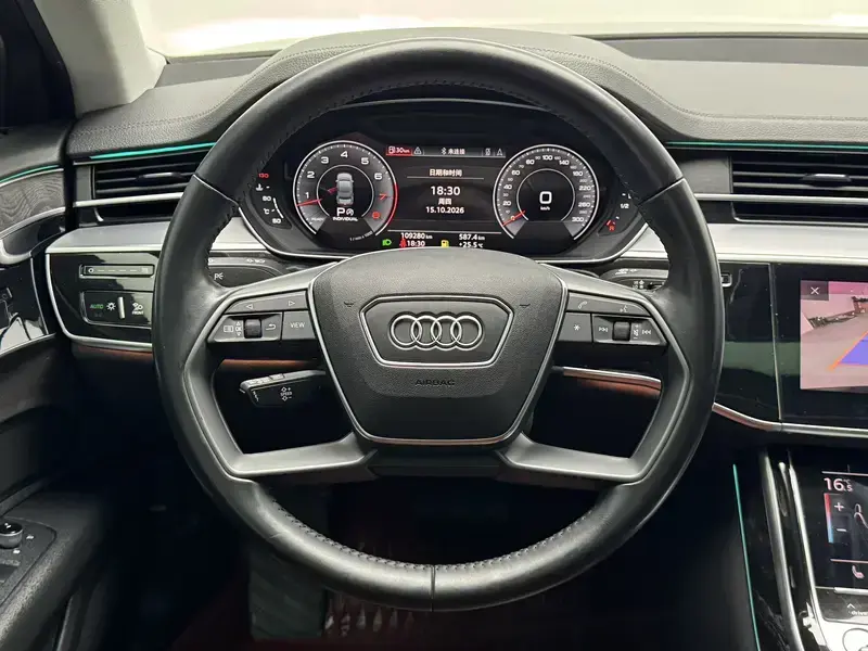 2019 Audi A8 с пробегом 109 300 км