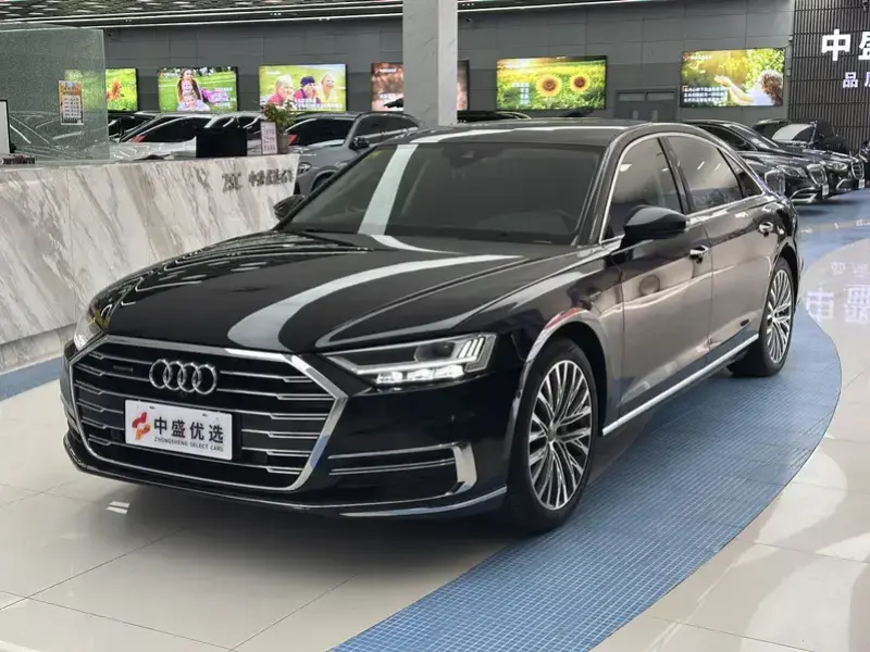 2019 Audi A8 с пробегом 53 000 км