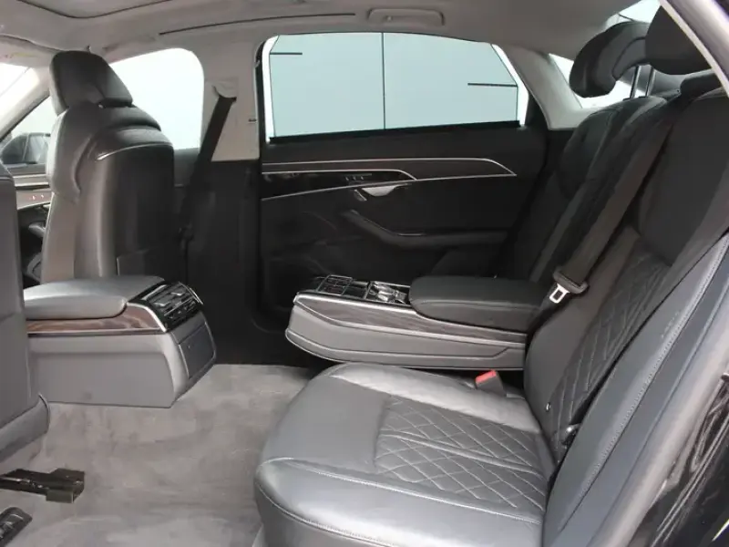 2021 Audi A8 с пробегом 95 700 км