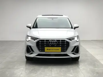 2023 Audi Q3 с пробегом 50 900 км