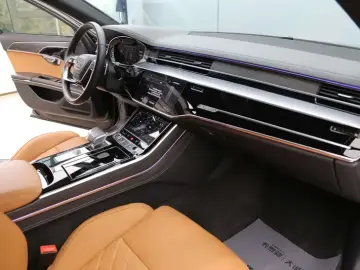 2024 Audi A8 с пробегом 75 000 км