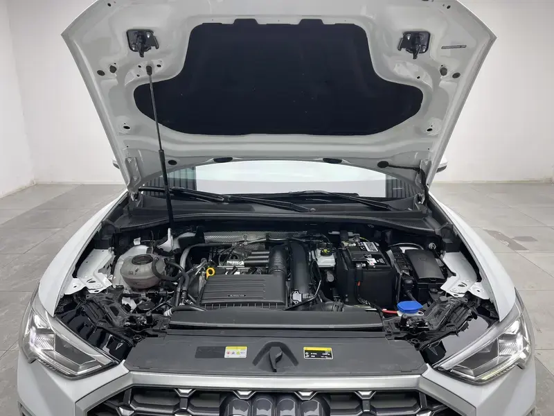 2023 Audi Q3 с пробегом 50 900 км