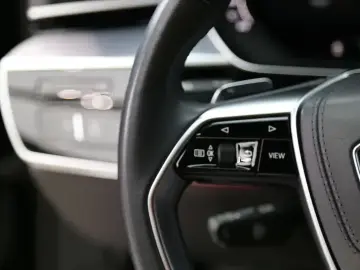 2024 Audi A8 с пробегом 75 000 км