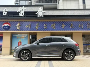 2022 Audi Q3 с пробегом 90 000 км